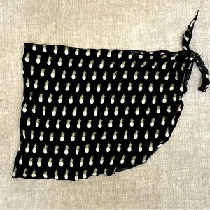 Kenny Flowers “Fineapples” Sarong